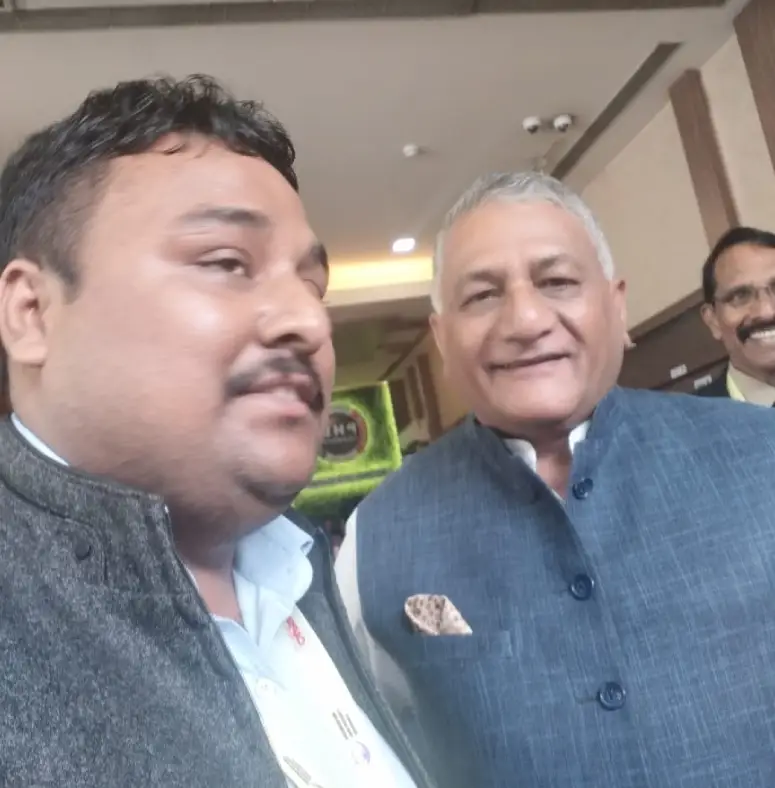 Detective Dev with VK Singh.